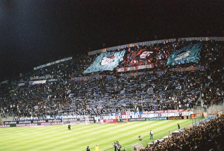 11-OM-LENS 01.jpg